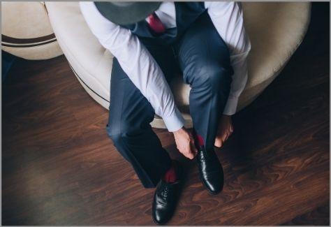 How to pick wedding shoes for men