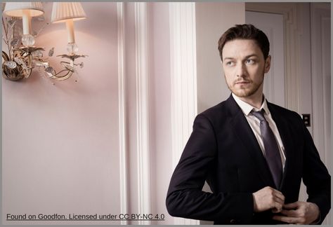 How tall is James McAvoy?