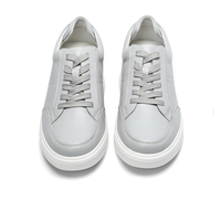 Stylish light casual leather sneakers for men