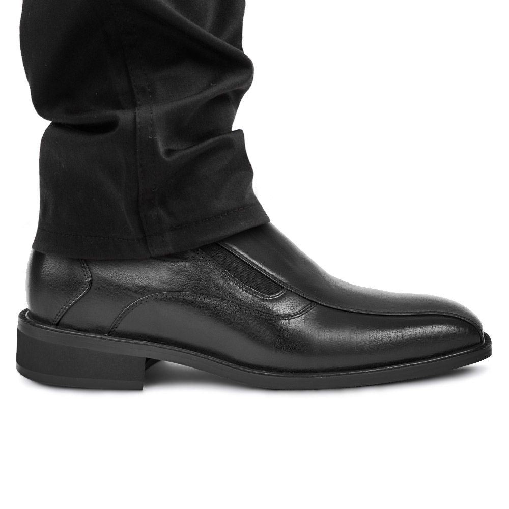 Mr. Haydn black leather slip-on dress shoes for men with 7cm hidden lift and wide fit design by JENNEN Shoes.