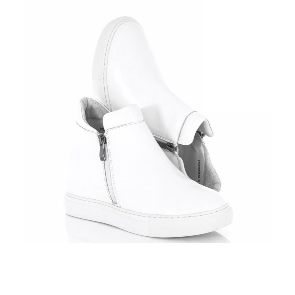 Casual white boots for women with hidden heels