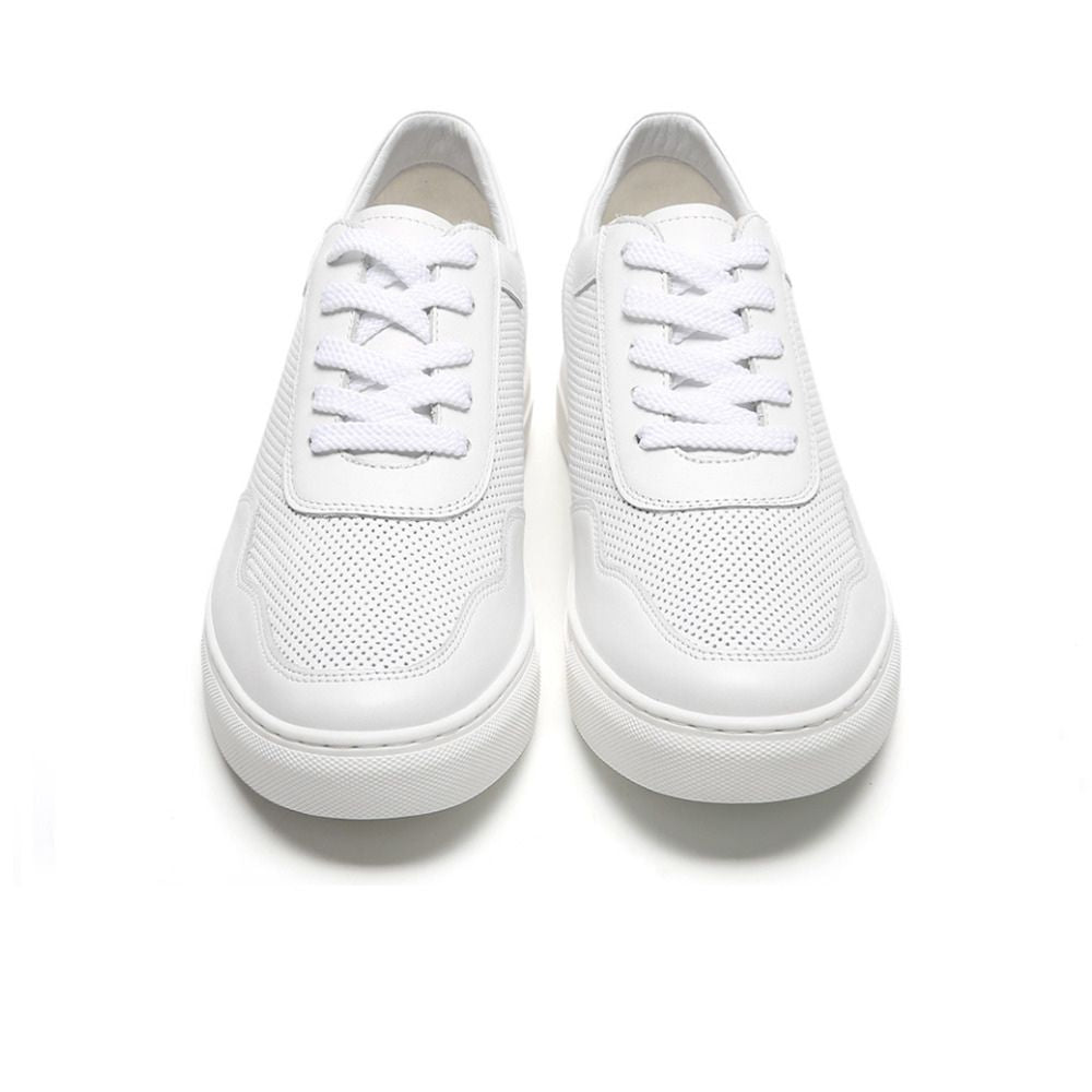 Lifestyle shot of Mr. Nadal sneakers worn with casual smart attire, adding 6cm discreet height for stylish men who value comfort and elegance