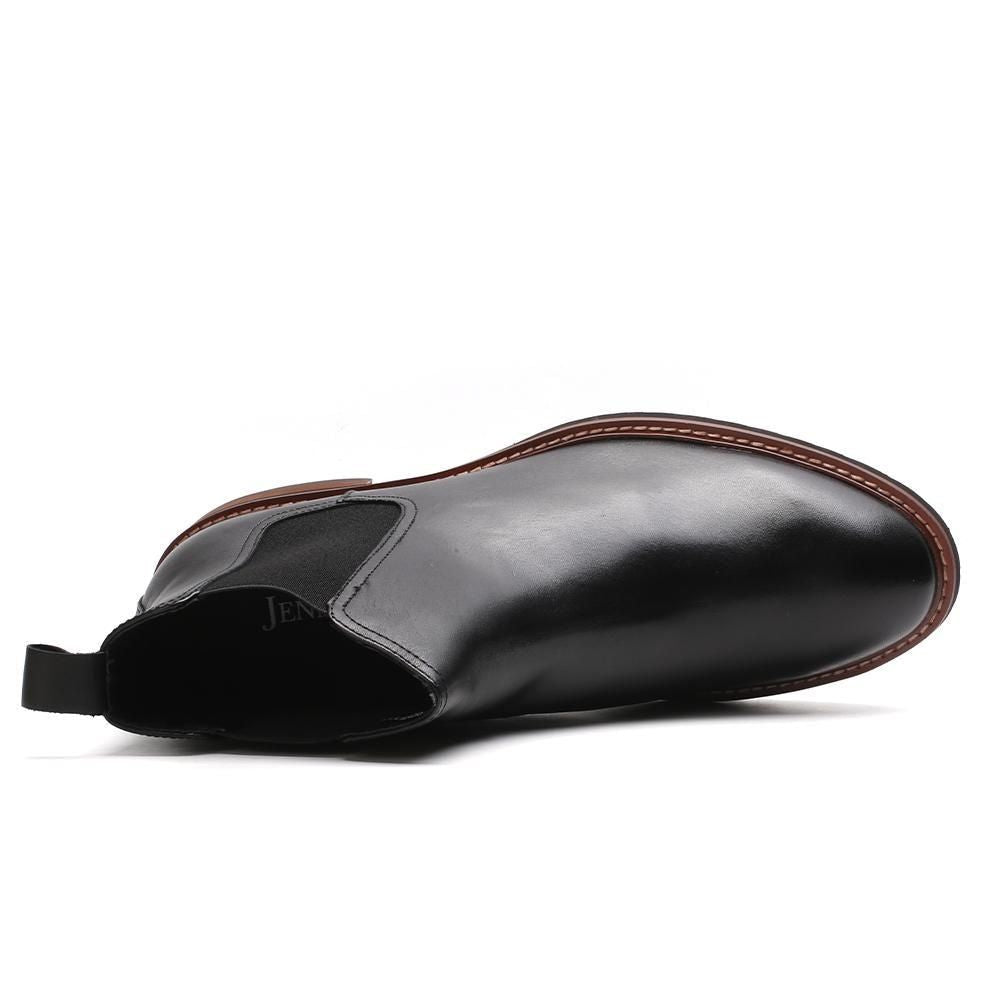 Non Bulky Platform Chelsea Boots in Black